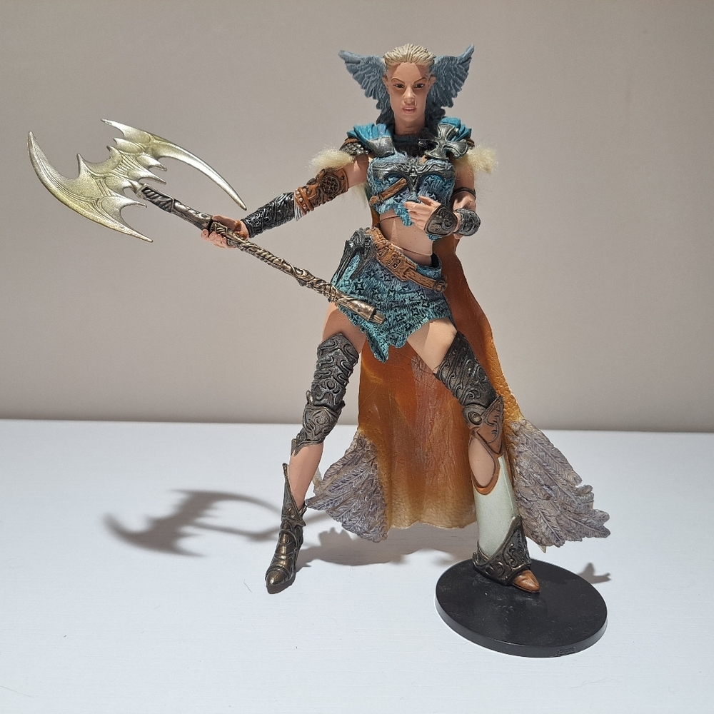 Spawn Dark Ages The Viking Age Series 22 Valkerie Action Figure McFarlane 2002